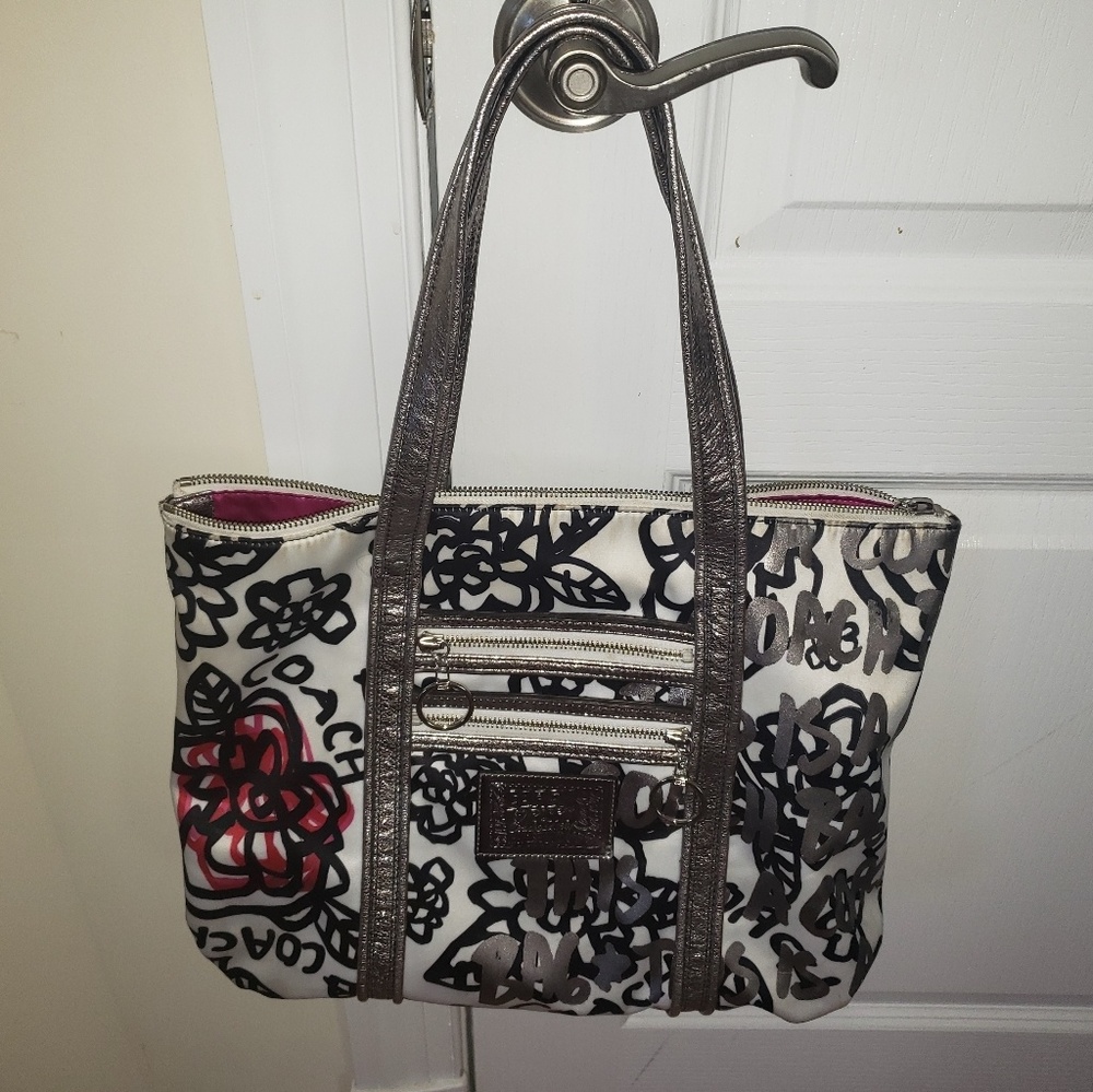 Coach Poppy Graffiti Tote Purse